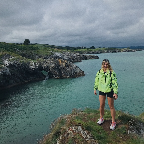 Vintage Windbreaker Jacket - Picture 4 of 4